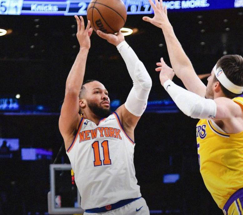 火箭遭遇尼克斯逆转,东契奇发威 火箭遭遇尼克斯逆转,东契奇发威